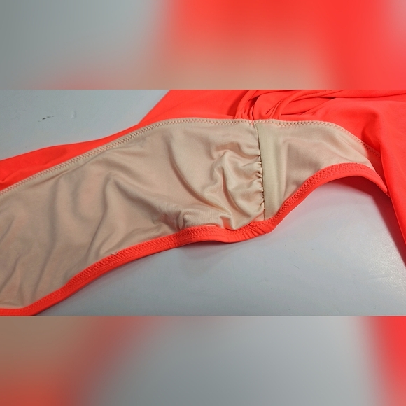 NWT Milly Cabana Off-Shoulder Ruffle Bikini Top Luxe & Flirty! Size small - Picture 10 of 13